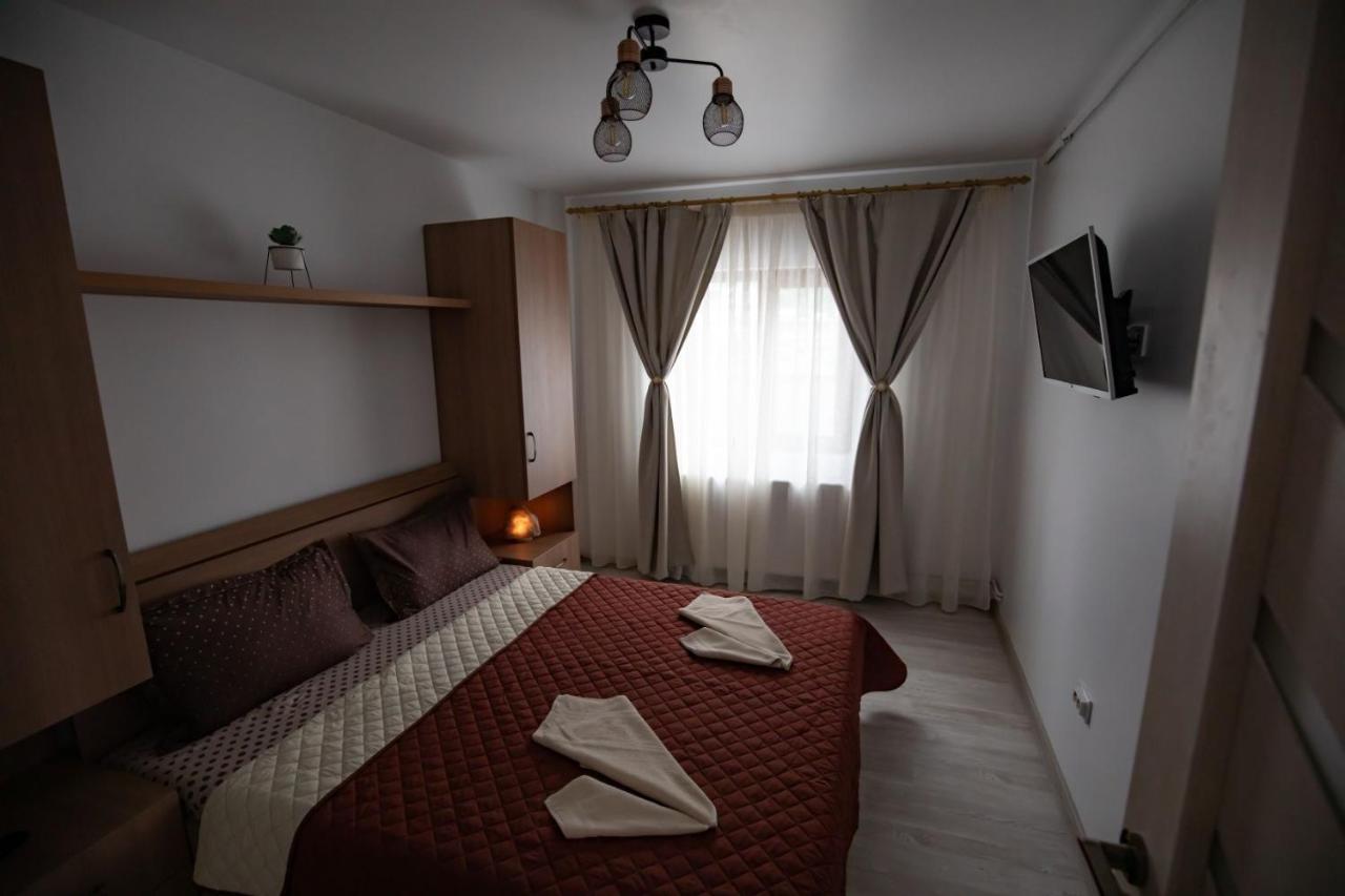 Apartament Natalia Tîrgu Ocna Eksteriør bilde